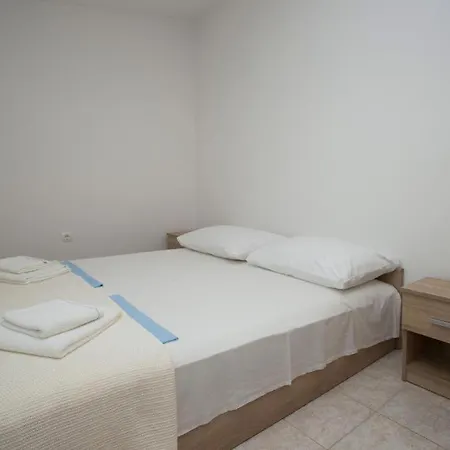Apartment Serenity Near The Sea Okrug Gornji