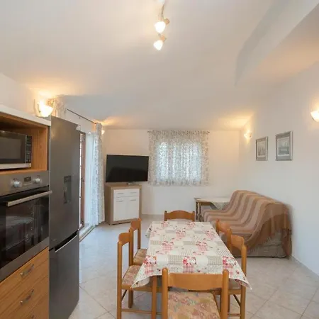 Apartment Serenity Near The Sea *